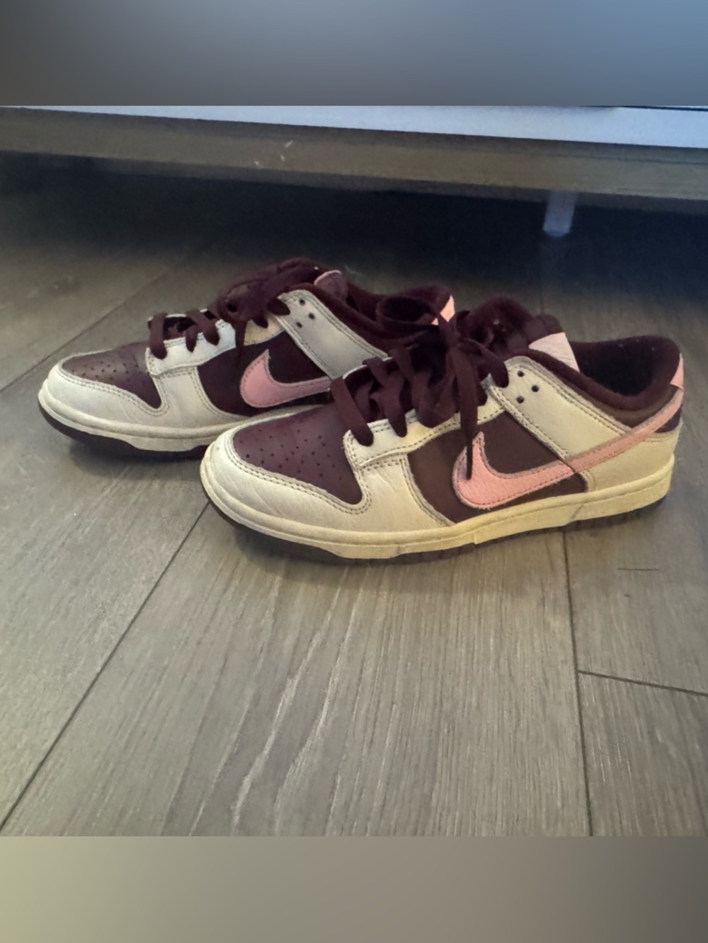 Nike dunk low premium valentine’s day edition
